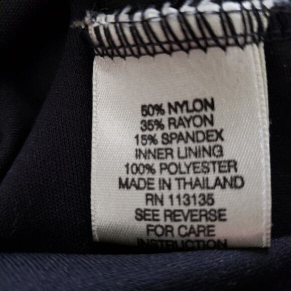 Lea & Nicole Sleeveless Tank Top Lined Career Crochet Mesh Blouse Medium - Picture 9 of 11